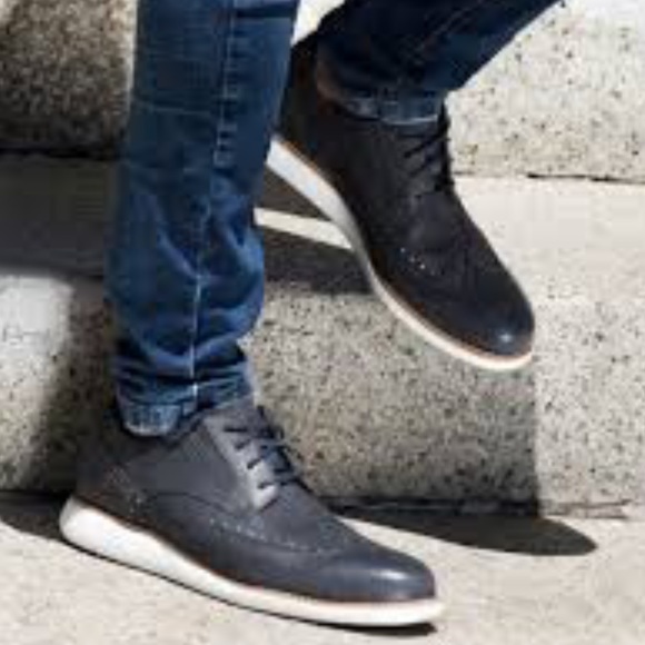 Navy Blue Rockport Total Motion Wingtip 
